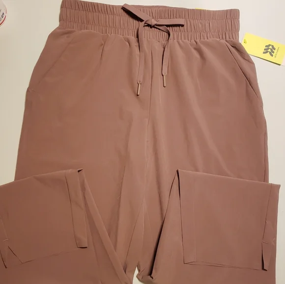 All in Motion Tapered Ankle Pants - Picture 2 of 5